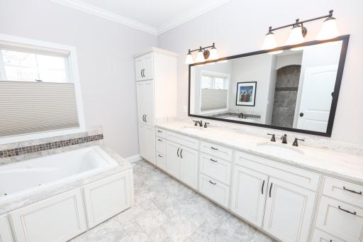 3500 Darling Drive NW, Alexandria, MN 56308