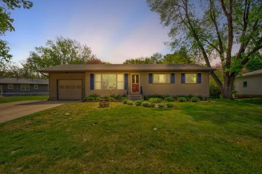 821 Westwood Drive, Faribault, MN 55021