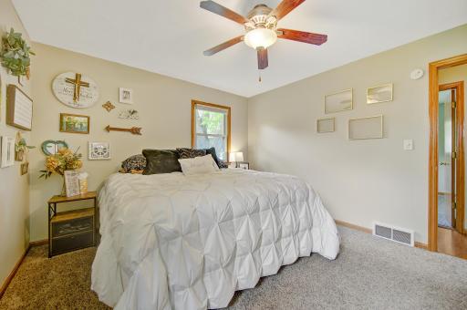821 Westwood Drive, Faribault, MN 55021