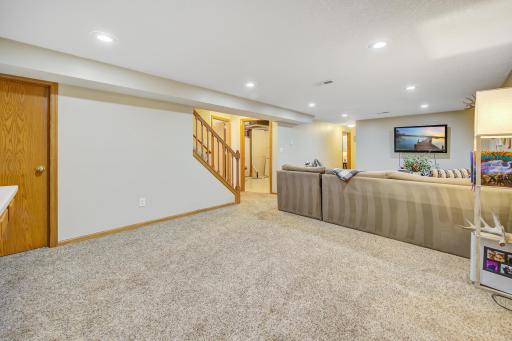 821 Westwood Drive, Faribault, MN 55021