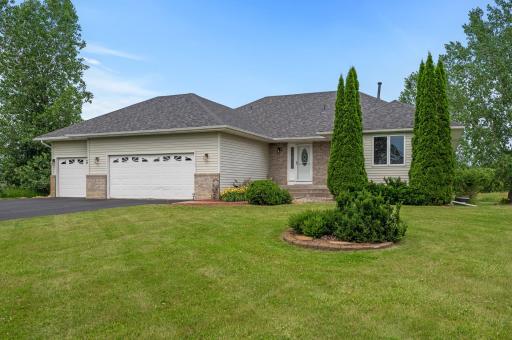 Photo for 20075 Quapaw Street NW, Oak Grove, MN 55303 - listing #6367719 20075 Quapaw Street NW, Oak Grove, MN 55303