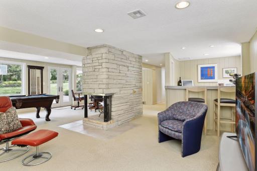 300 Westwood Drive N, Golden Valley, MN 55422