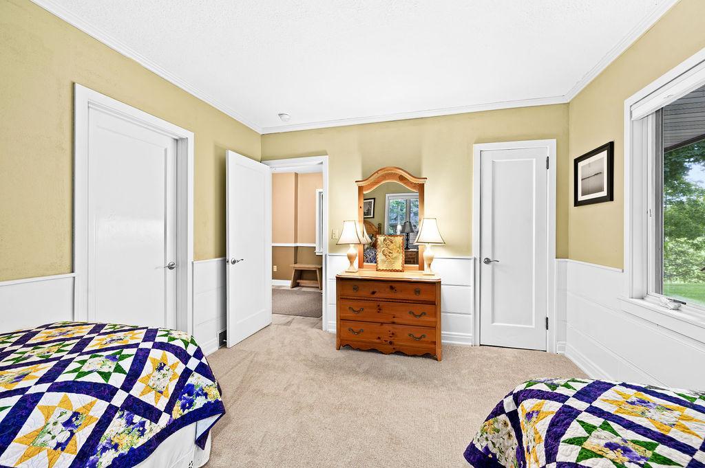 IsleviewRdInterior-39.jpg