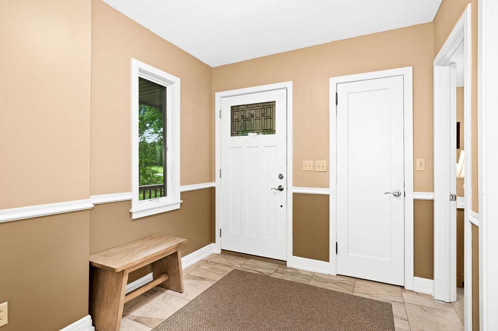 IsleviewRdInterior-40.jpg
