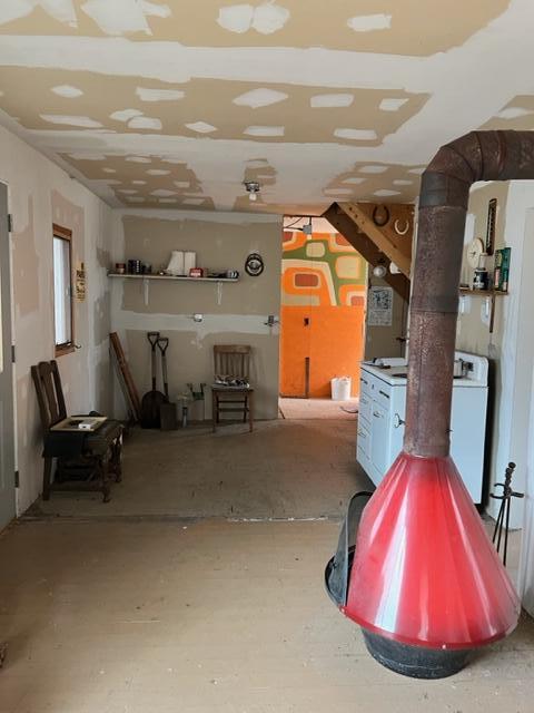 living room to kitchen