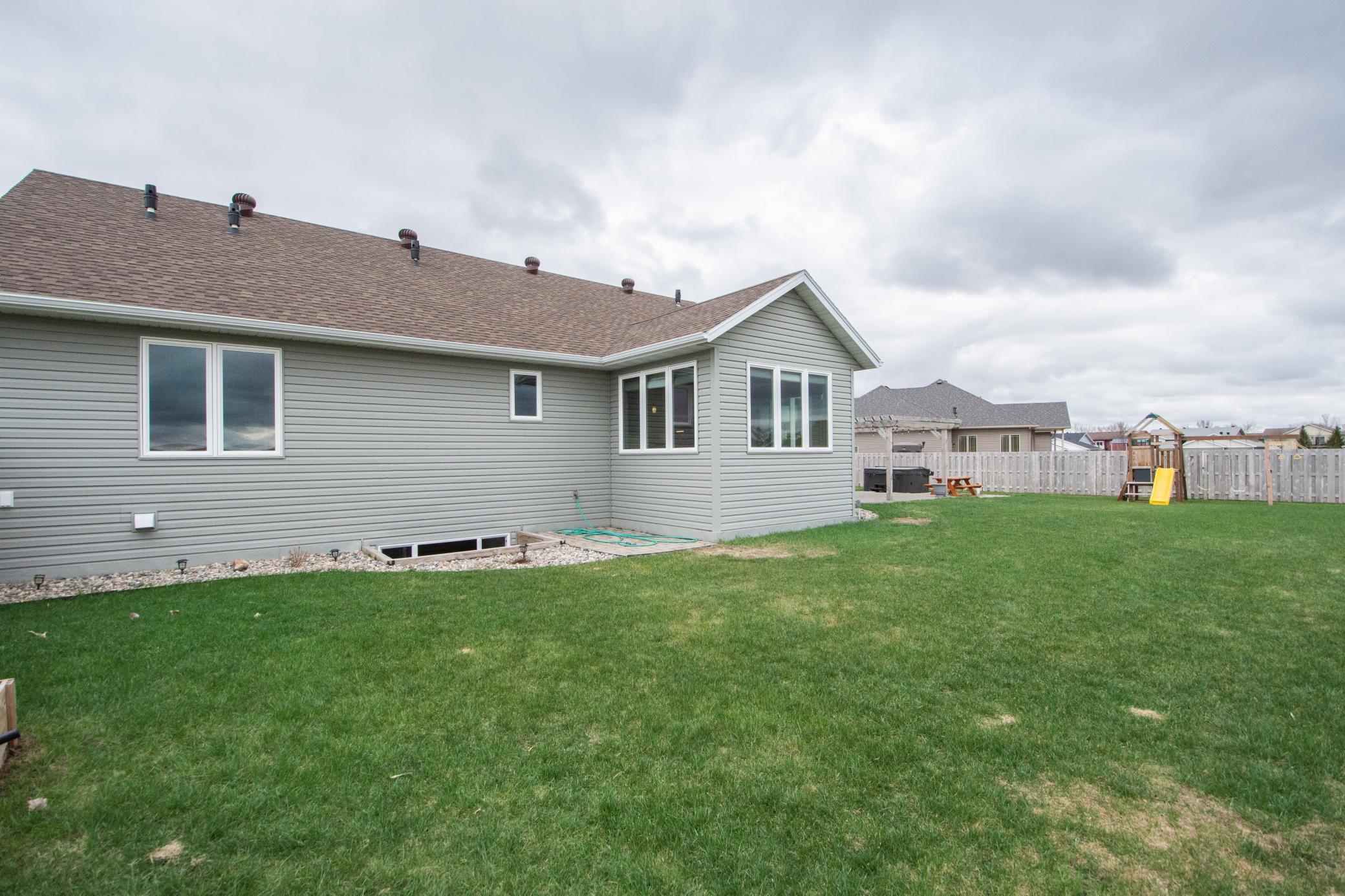 Backyard-4.jpg