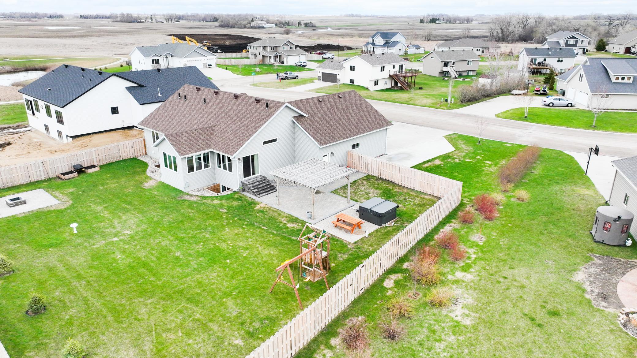 2421 Westgate-13.jpg