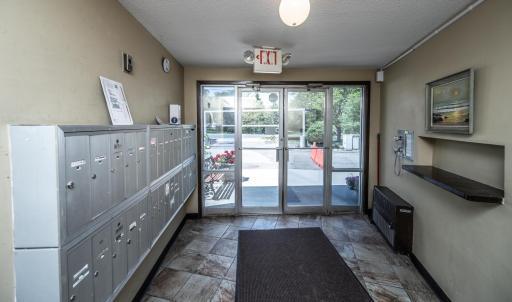 8045 Xerxes Ave S Minneapolis-large-004-014-Entry Detail-1500x886-72dpi.jpg