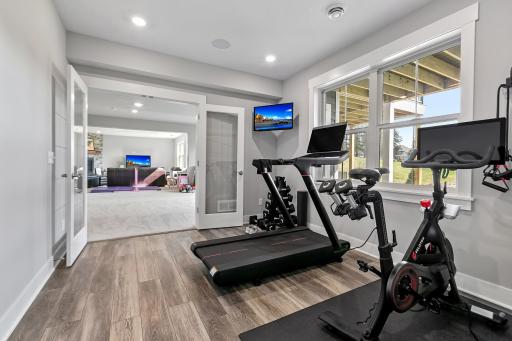 Cancel your gym membership - plenty of space for own home gym! Wow!