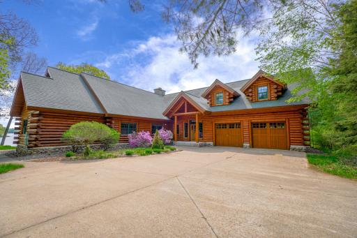 8622N Northwoods Trail, Hayward, WI 54843