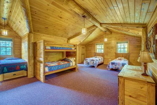 8622N Northwoods Trail, Hayward, WI 54843