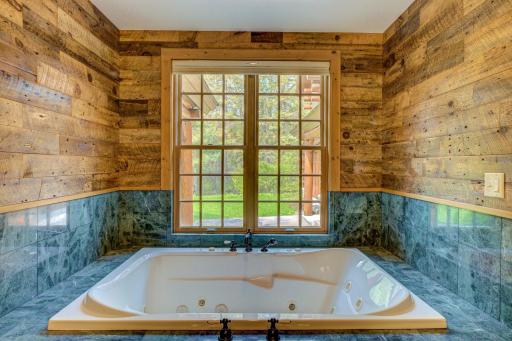 8622N Northwoods Trail, Hayward, WI 54843