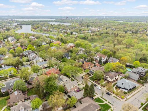 1777 Knox Avenue S, Minneapolis, MN 55403