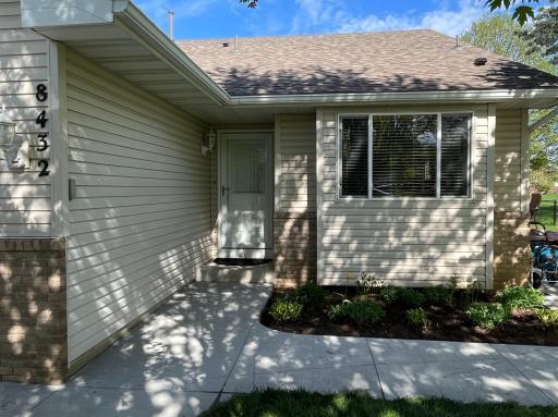 8432_Front Door.jpeg