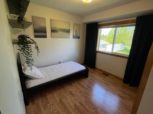 8432_Upper Level Bedroom #2.jpeg