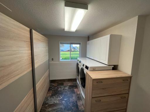 8432_Laundry Room.jpeg