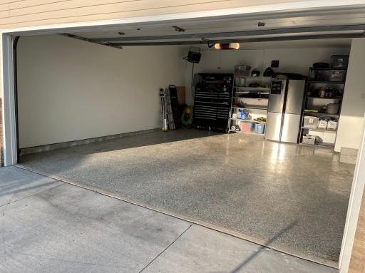 8432_Garage(1).jpeg