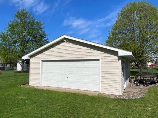 8432_Dettached Oversized 2car Garage.jpeg