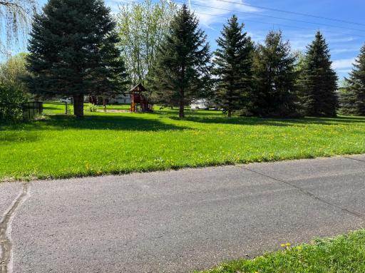 8432_View from Walking Trail on the back.jpeg