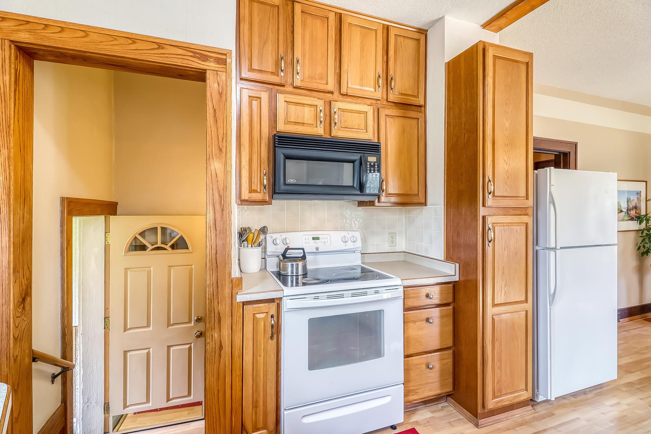 Kitchen1_4.jpg