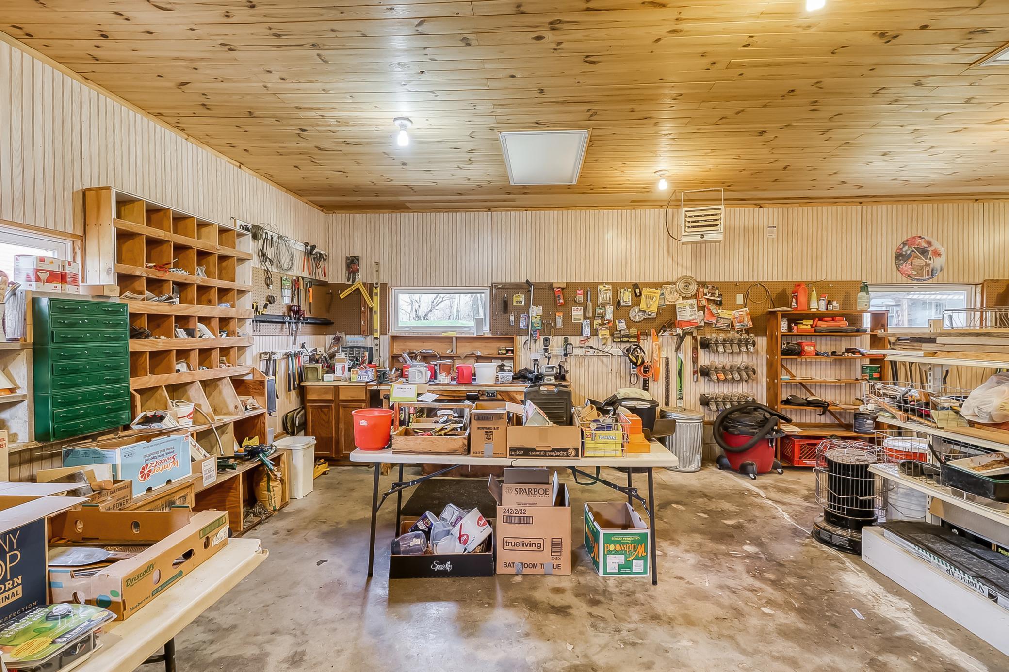 Shop1_2.jpg