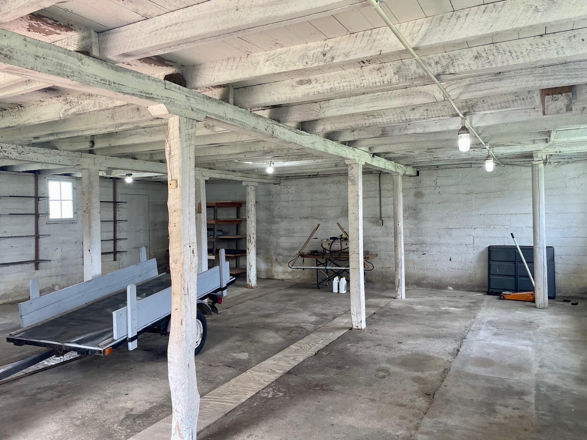 15-Lower level of barn (2).jpg