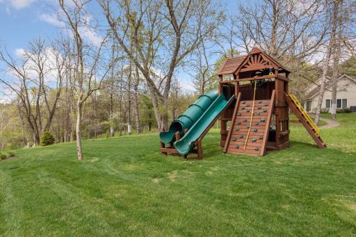 39 Windy Hill Road, Sunfish Lake, MN 55077