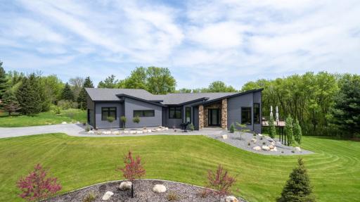 980 Historic Drive SW, Rochester, MN 55902