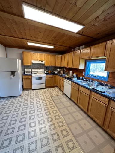 756 County Road 2 NW, Williams, MN 56686