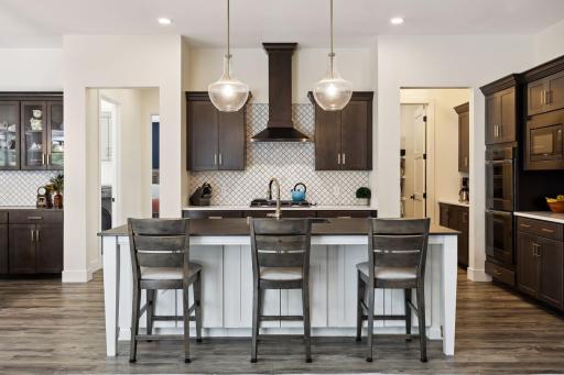 752 Summerbrooke Circle, Eagan, MN 55123