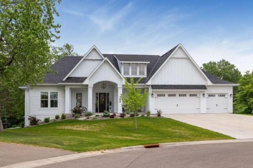 752 Summerbrooke Circle, Eagan, MN 55123