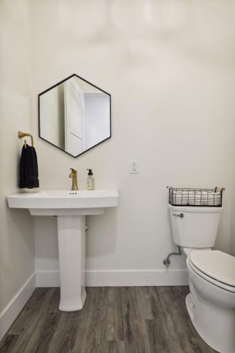 752 Summerbrooke Circle, Eagan, MN 55123
