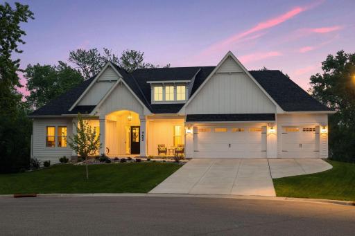 752 Summerbrooke Circle, Eagan, MN 55123