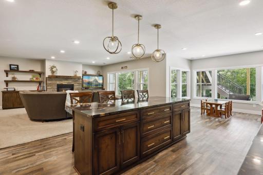 752 Summerbrooke Circle, Eagan, MN 55123