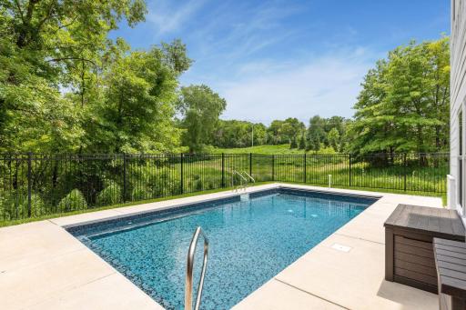 752 Summerbrooke Circle, Eagan, MN 55123