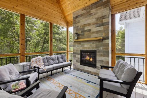 752 Summerbrooke Circle, Eagan, MN 55123