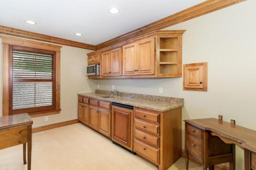 12711 Riverview Road, Eden Prairie, MN 55347