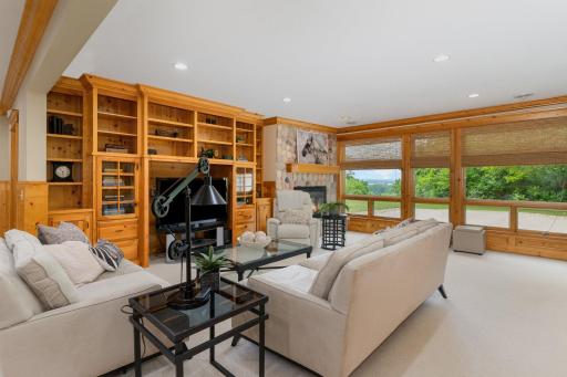 12711 Riverview Road, Eden Prairie, MN 55347