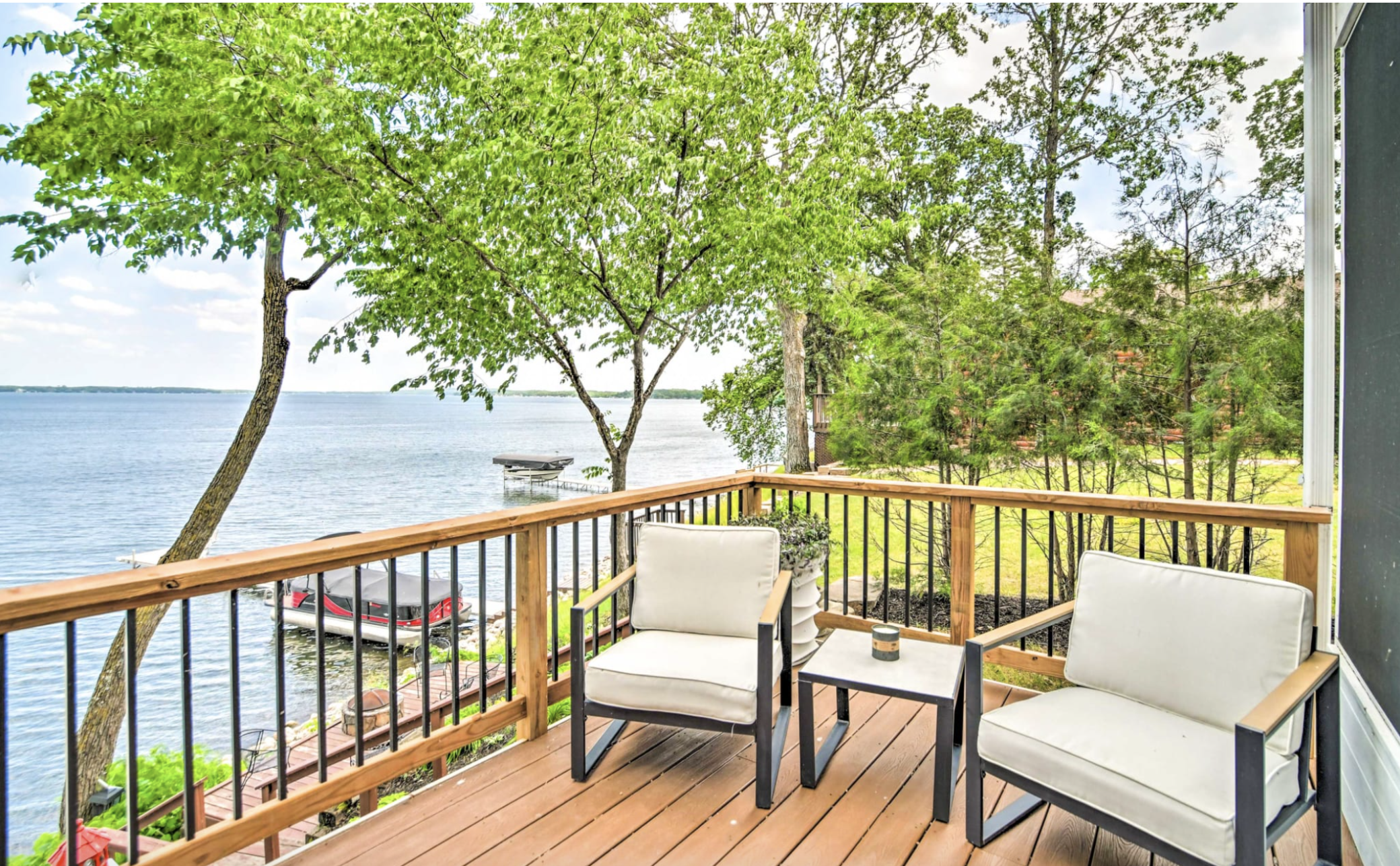lakeside deck 2.png