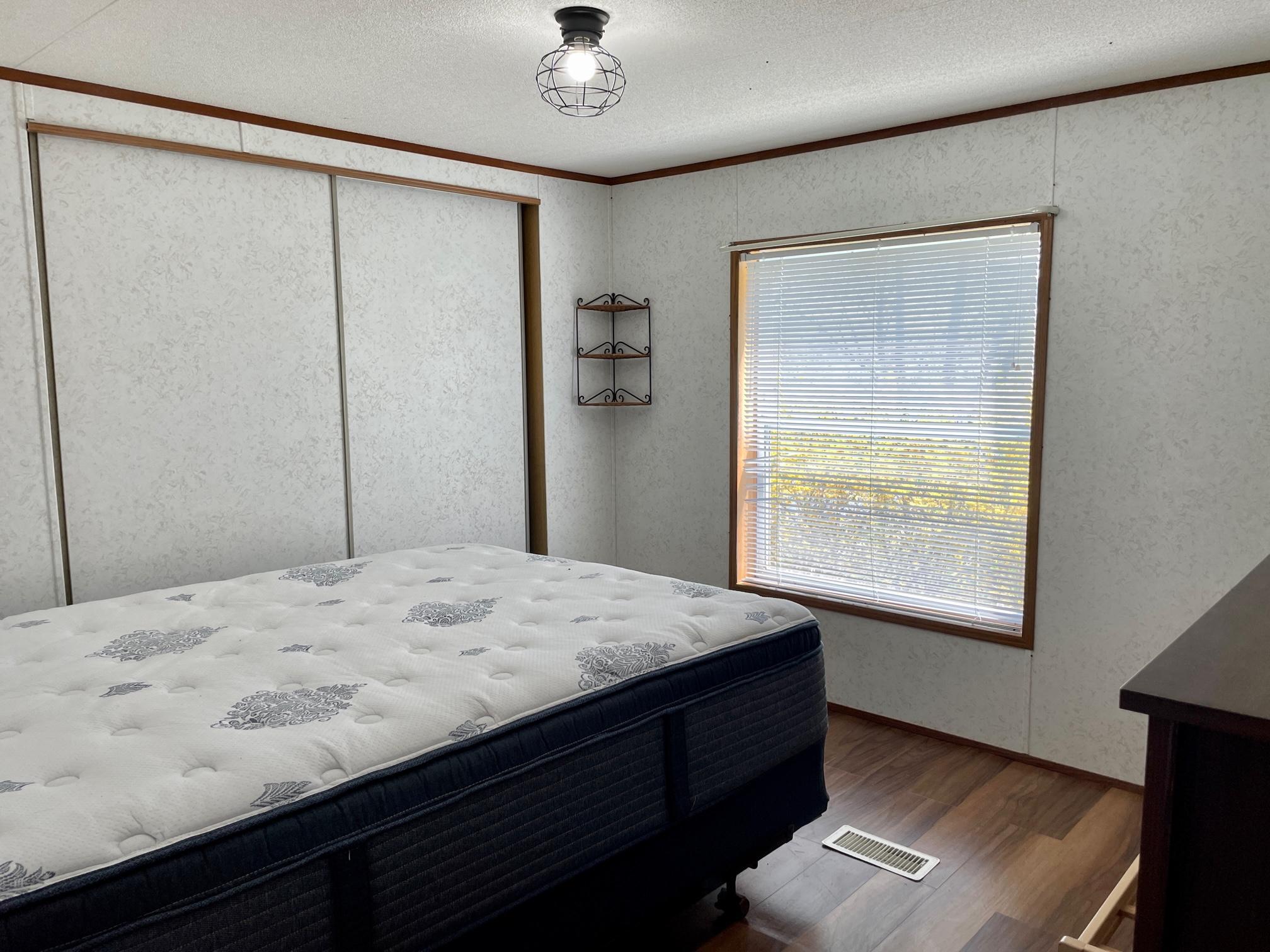 9-Bedroom 1.jpg