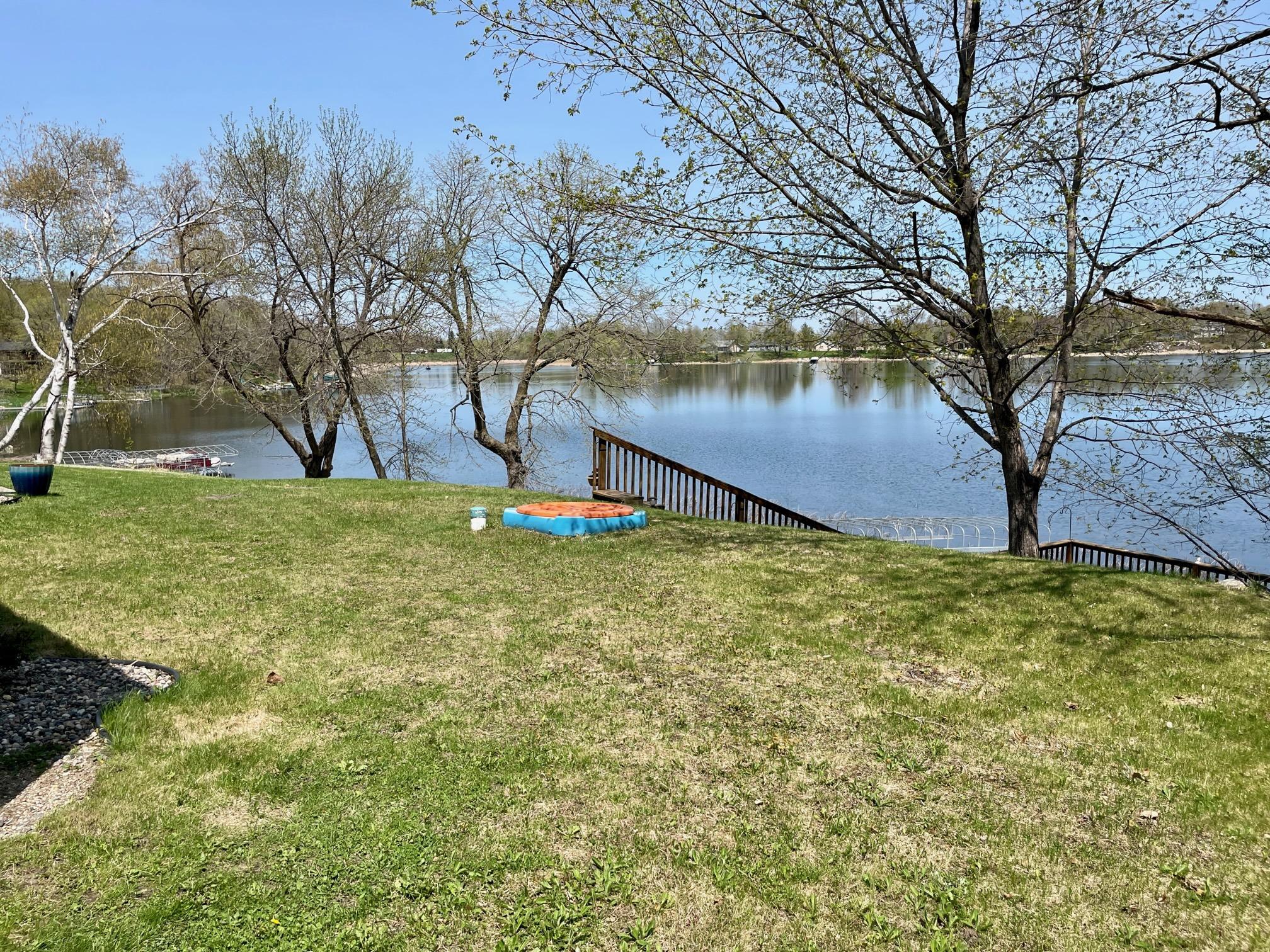 4-Lakeside yard with plenty of room to play and relax (4).jpg