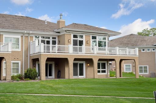 716 Widsten Circle, Wayzata, MN 55391