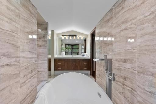 5890 Boulder Bridge Lane, Excelsior, MN 55331