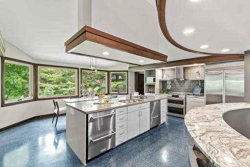 5890 Boulder Bridge Lane, Excelsior, MN 55331