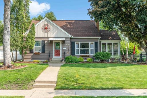 Photo for 849 Hoyt Avenue W, Saint Paul, MN 55117 - listing #6371197 849 Hoyt Avenue W, Saint Paul, MN 55117