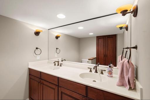 6501 Scandia Road, Edina, MN 55439