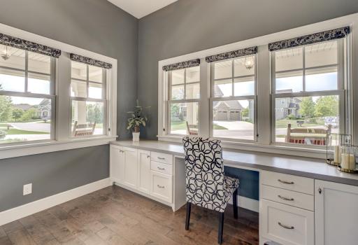 11 Crescent Lane, Saint Paul, MN 55127