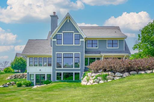 11 Crescent Lane, Saint Paul, MN 55127