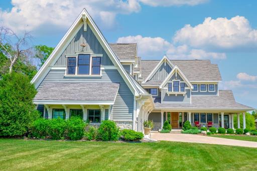 11 Crescent Lane, Saint Paul, MN 55127