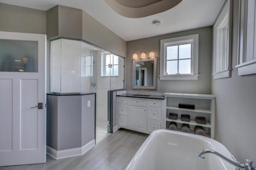 11 Crescent Lane, Saint Paul, MN 55127